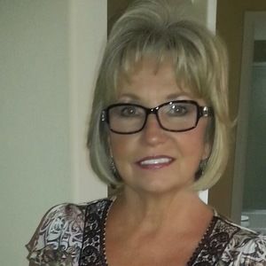 Meet your Posher, Robyn